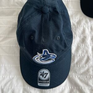 47’ Canucks Hat